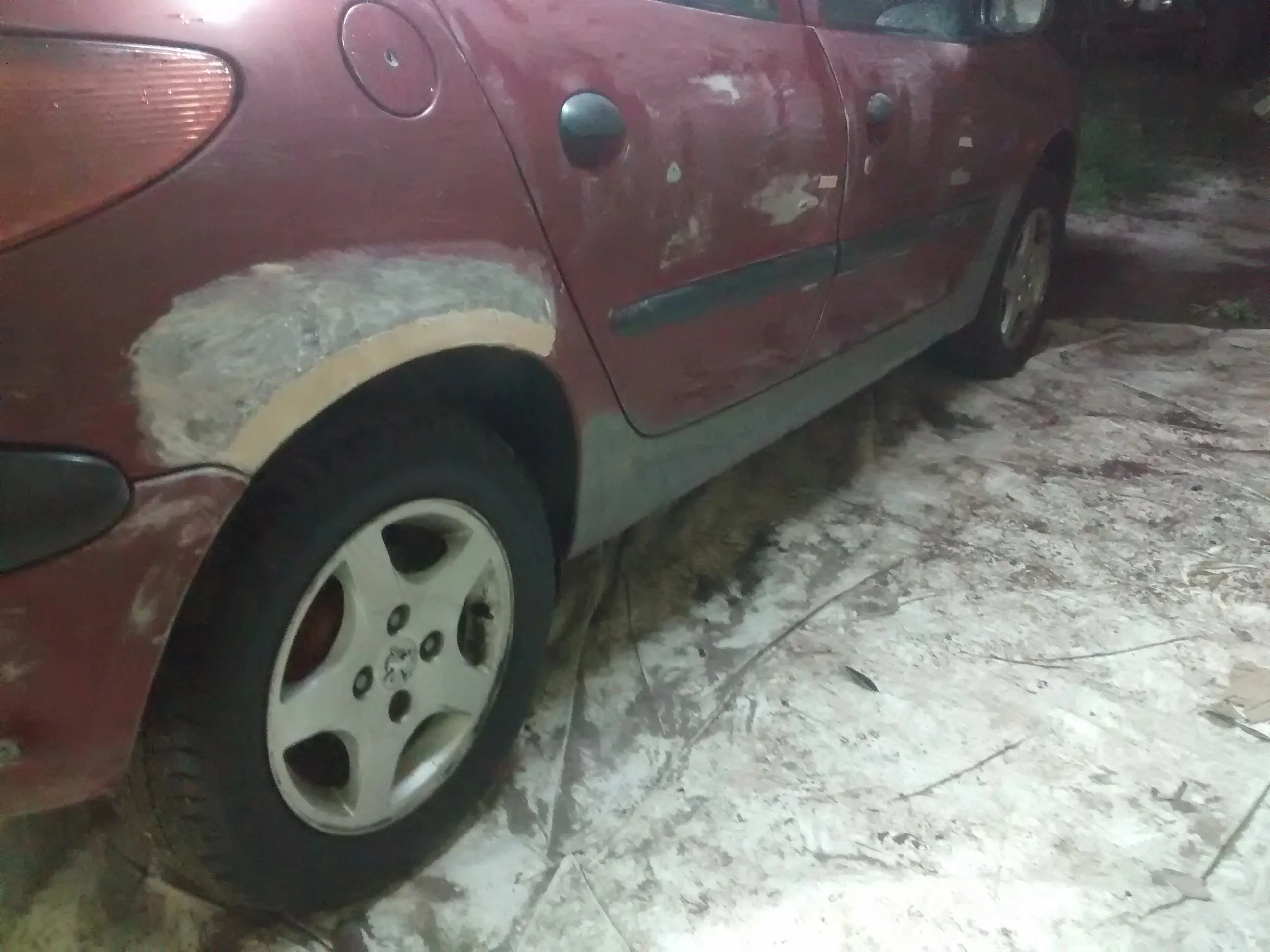 Mira papu como deje este Peugeot 206!