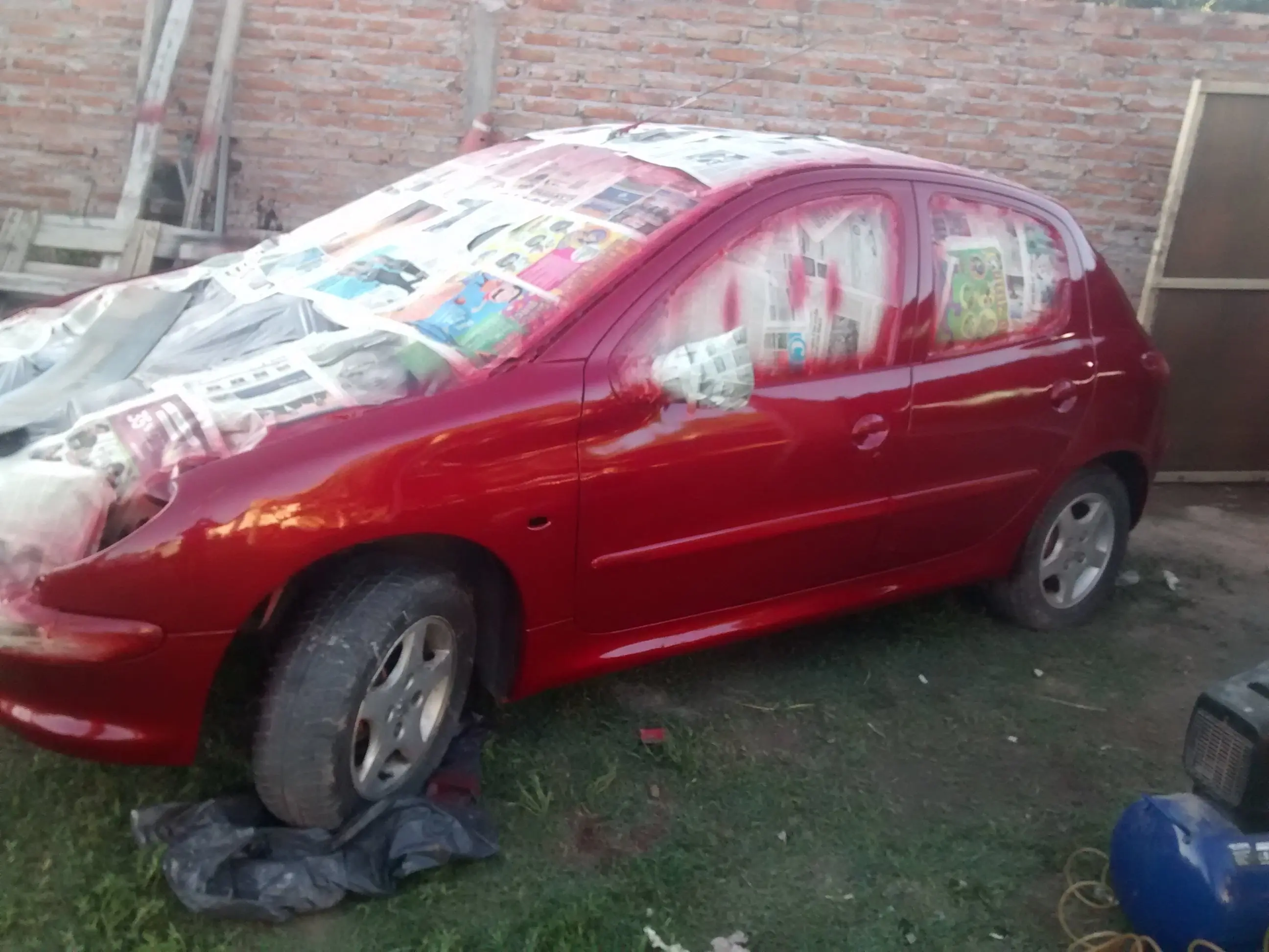 Mira papu como deje este Peugeot 206!