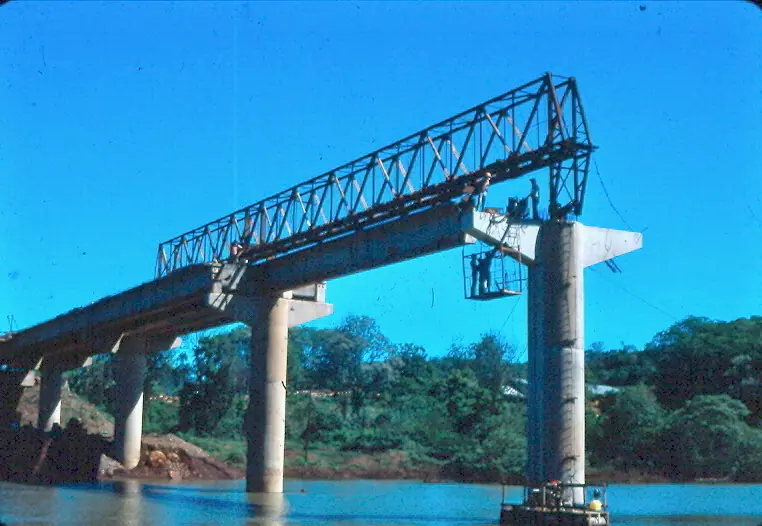 Ingeniera argentina (cálculos de obras civiles)