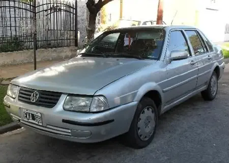 Los 10 autos más feos que han pisado estos suelos