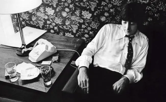 Subastarán mechón de John Lennon