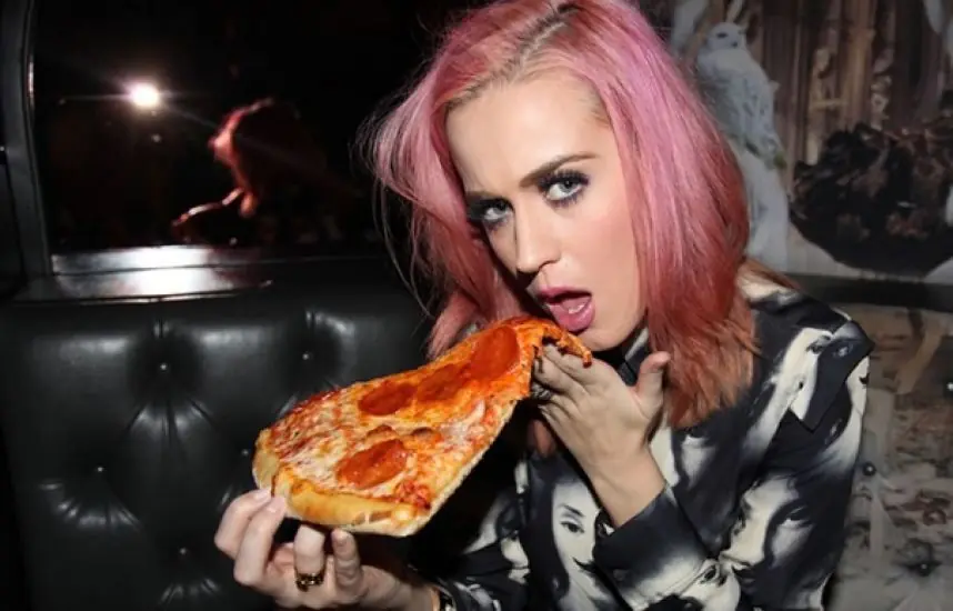 Aprende a recalentar una Pizza como Pro [Tuto-truco]