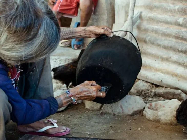 Conoce a la última tatuadora de la Tribú Kalinga Conoce a la última tatuadora de la Tribú Kalinga