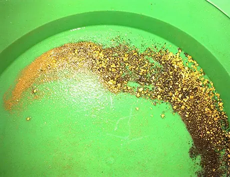 El cianuro en la extracion del oro