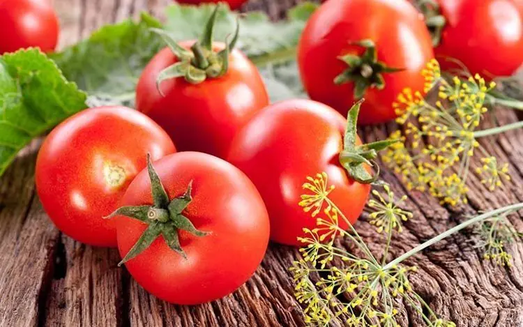 Licopeno, glutatión, antioxidante,anticamcerige en el tomate