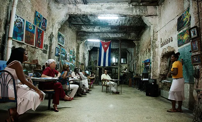 ¿Te crees comunista? Esto es comunismo.