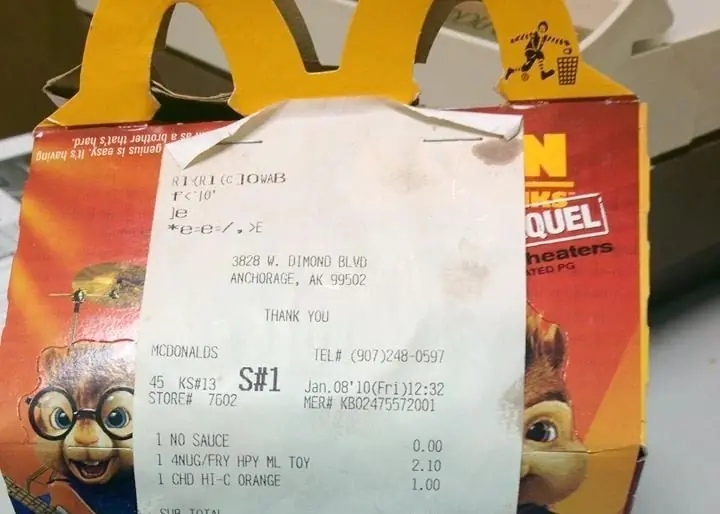 Guardo una "Cajita feliz" de McDonald’s durante 6 años