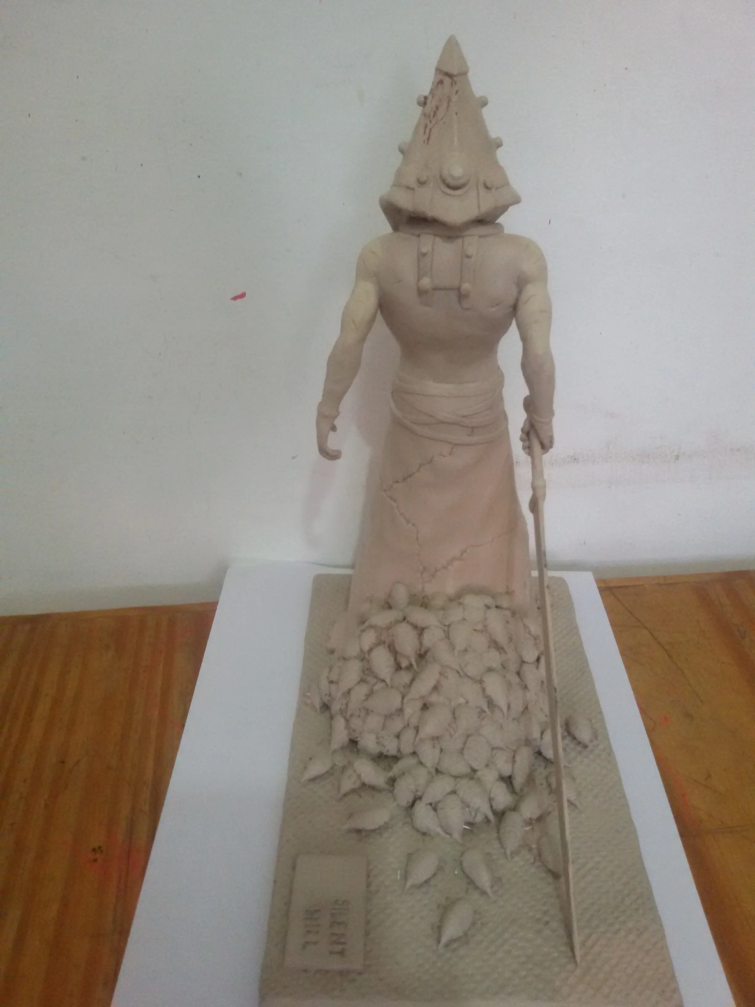 pyramid head pyramid head