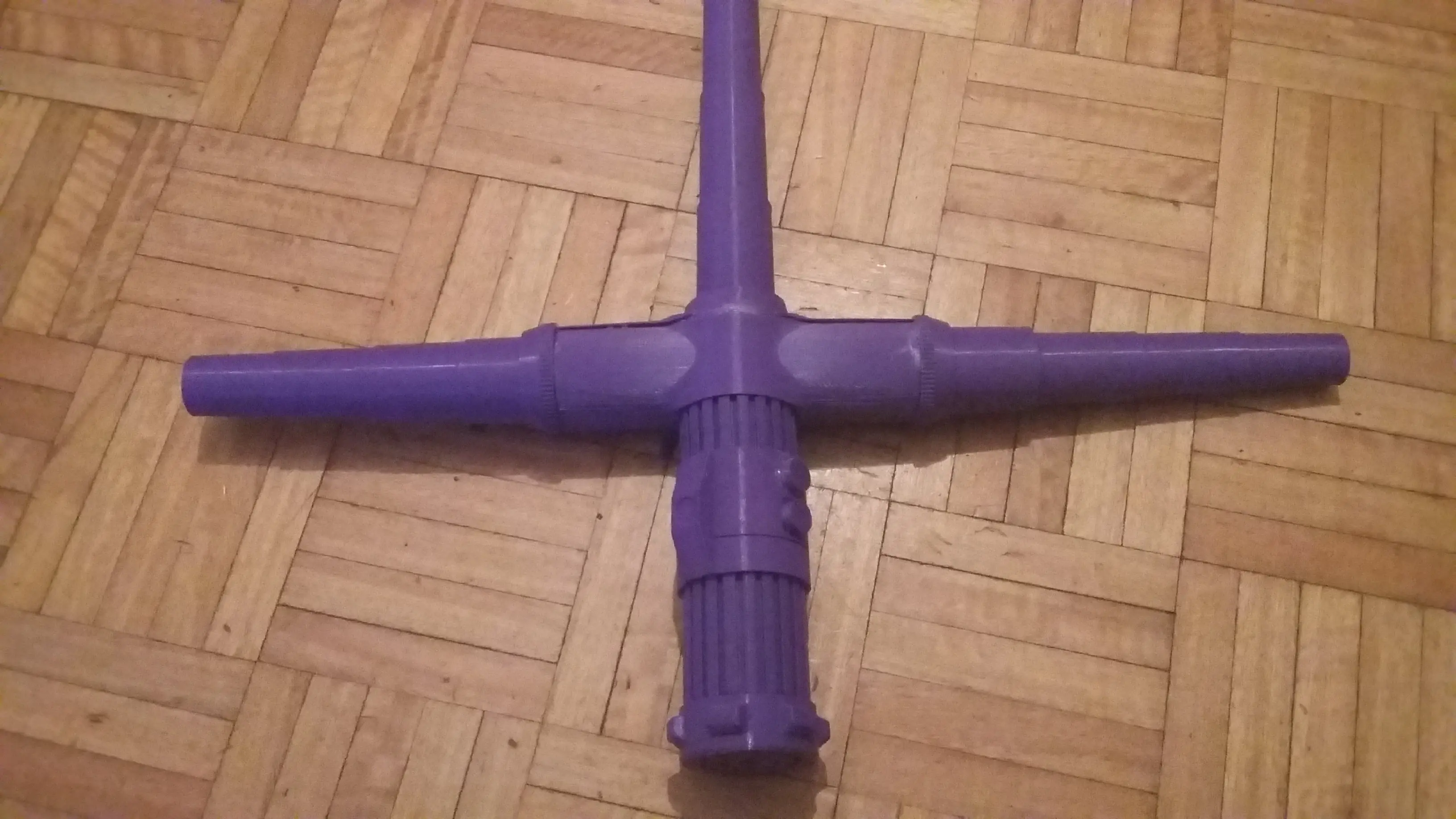 Tengo una impresora 3d y hago el sable de Kylo ren(edit)