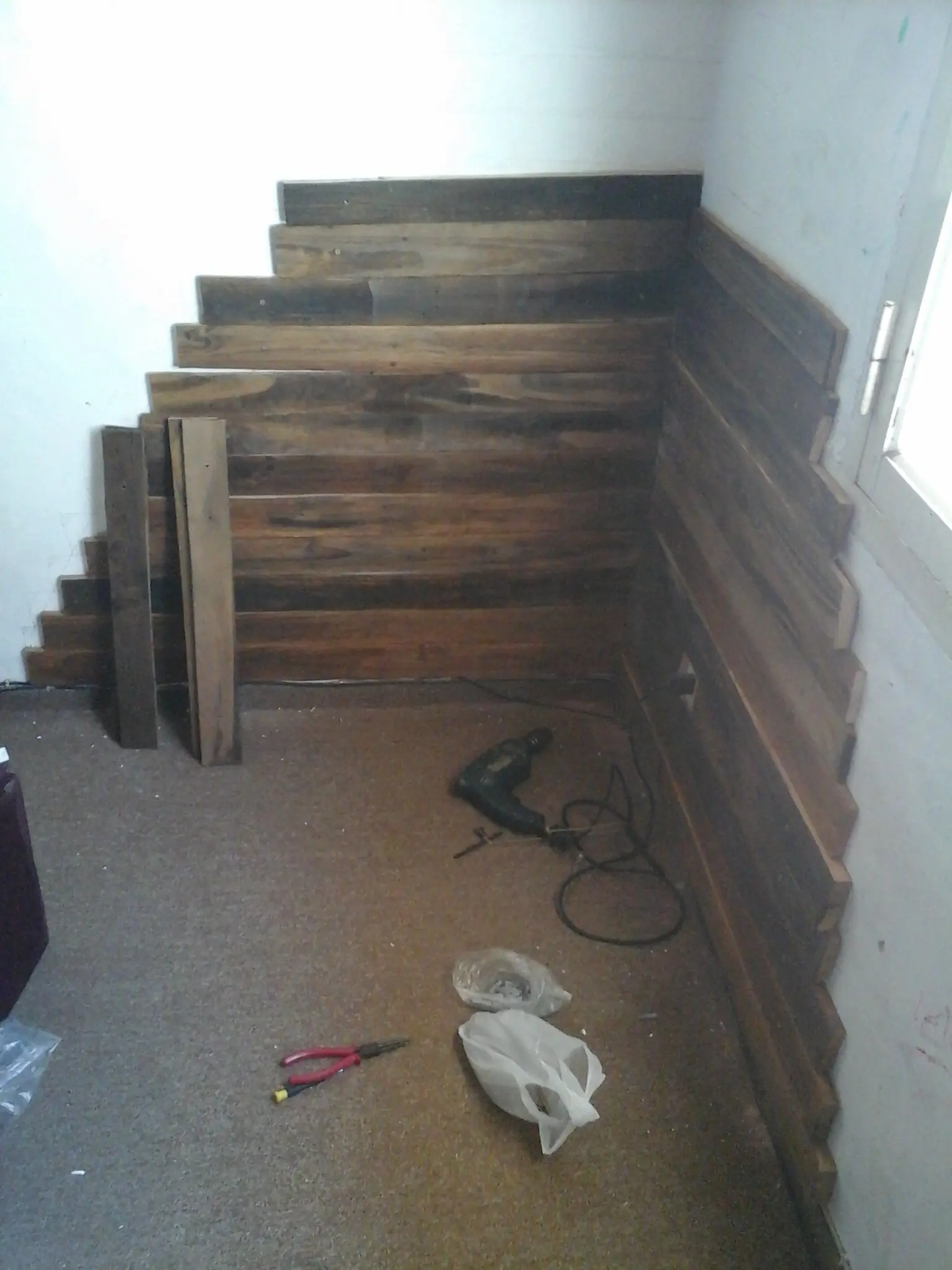 Revesti con madera de palet tu virgocueva papu +certificada Revesti con madera de palet tu virgocueva papu +certificada