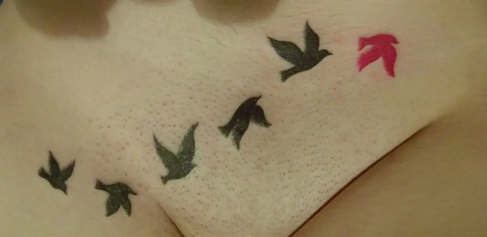 Los mejores tatuajes de pájaros volando