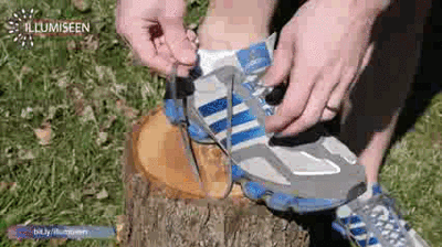 Para esto sirven los agujeros en las zapatillas