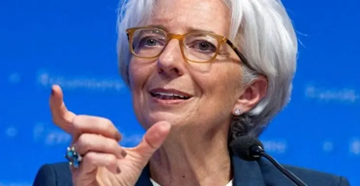 Le das a Lagarde? 5 años mas