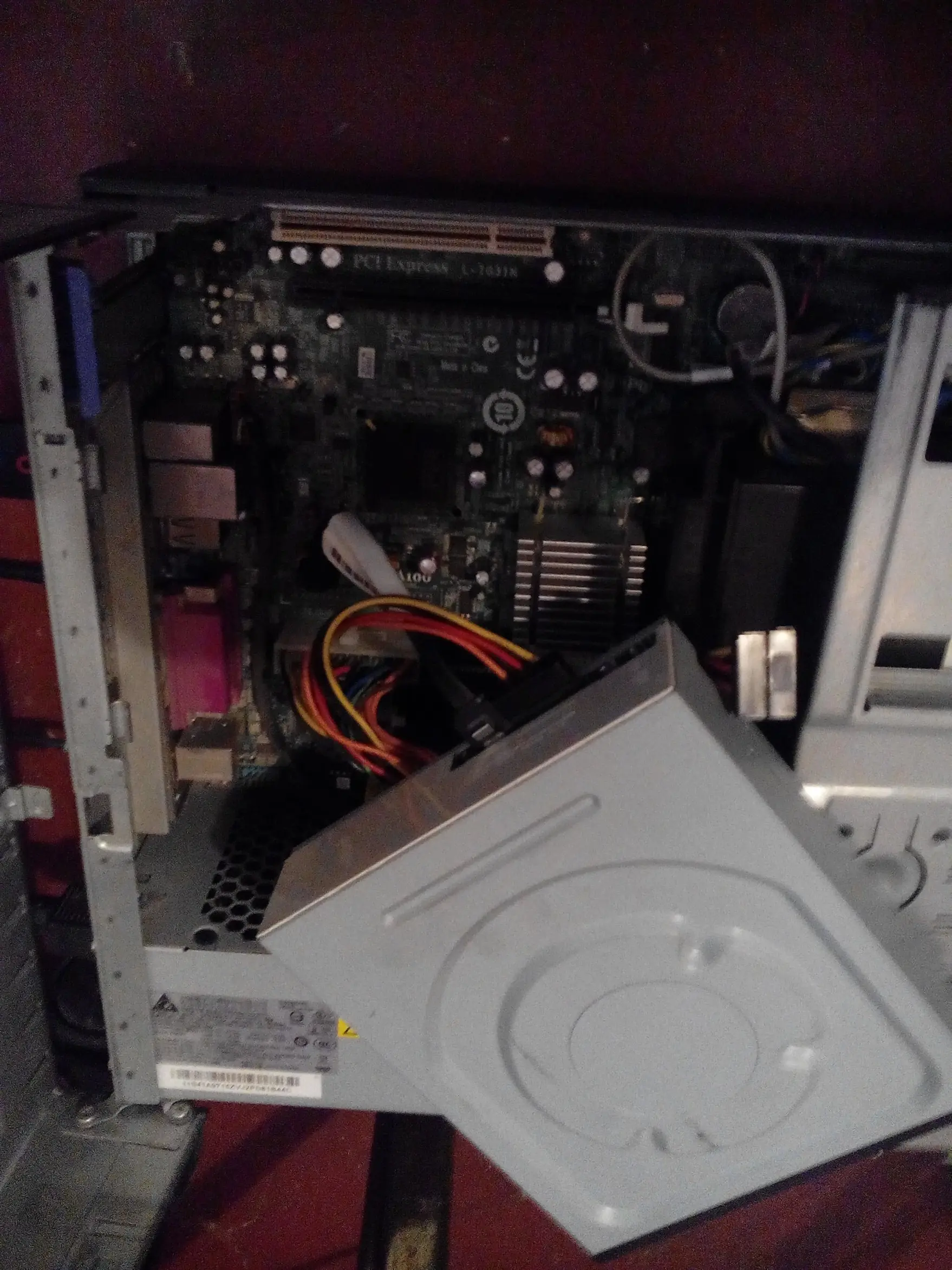 Si, te quedaste sin disco duro y no tenes plata