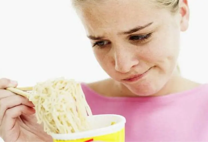 Sopas instantáneas, mira lo que le hacen a tu cuerpo ...