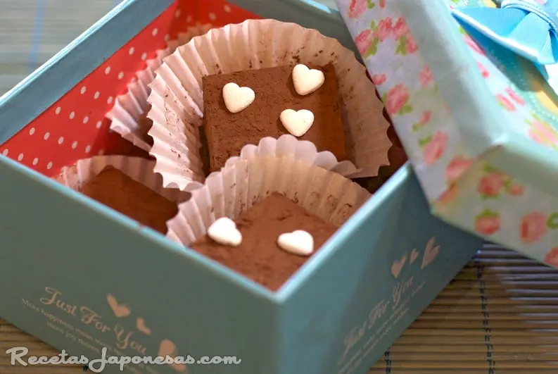 Recetas Japonesas: Sake nama choco (Chocolate de Sake)