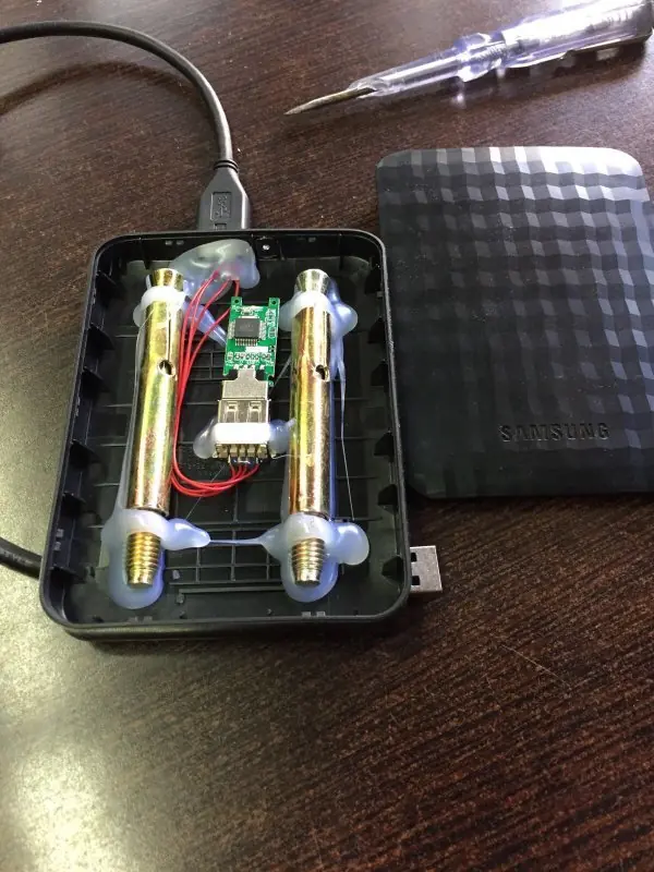 Compró un HDD de 1 TB de China y recibió esto