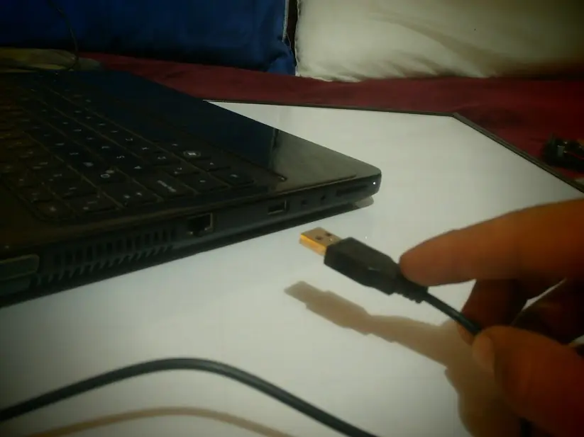 lampara con entrada usb