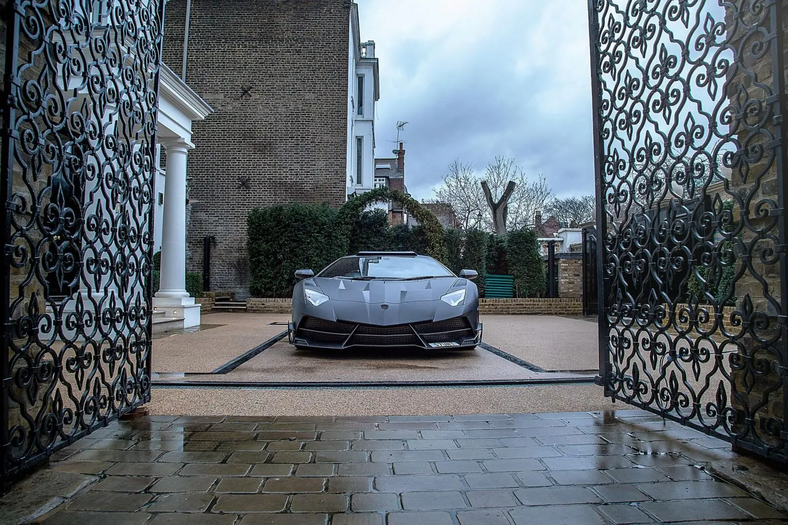 lamborghini aventador