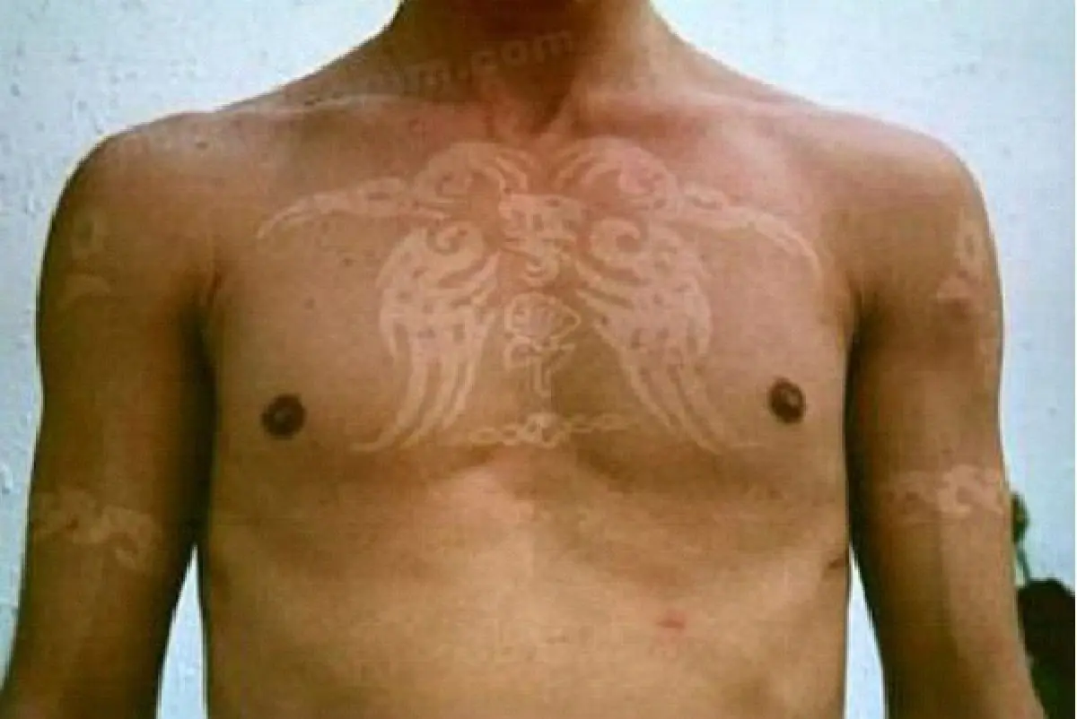 Todavía es verano hacete un tatuaje solar papu Todavía es verano hacete un tatuaje solar papu