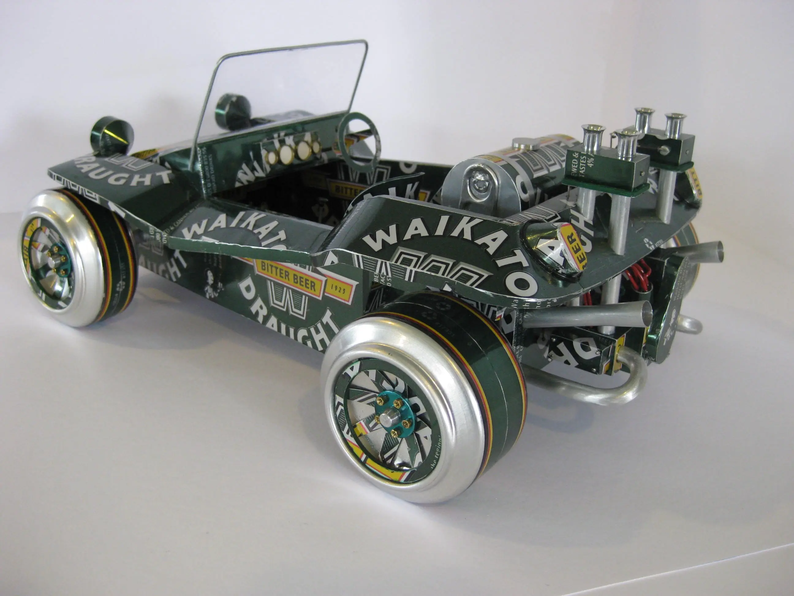 Coches fabricados con reciclaje de latas