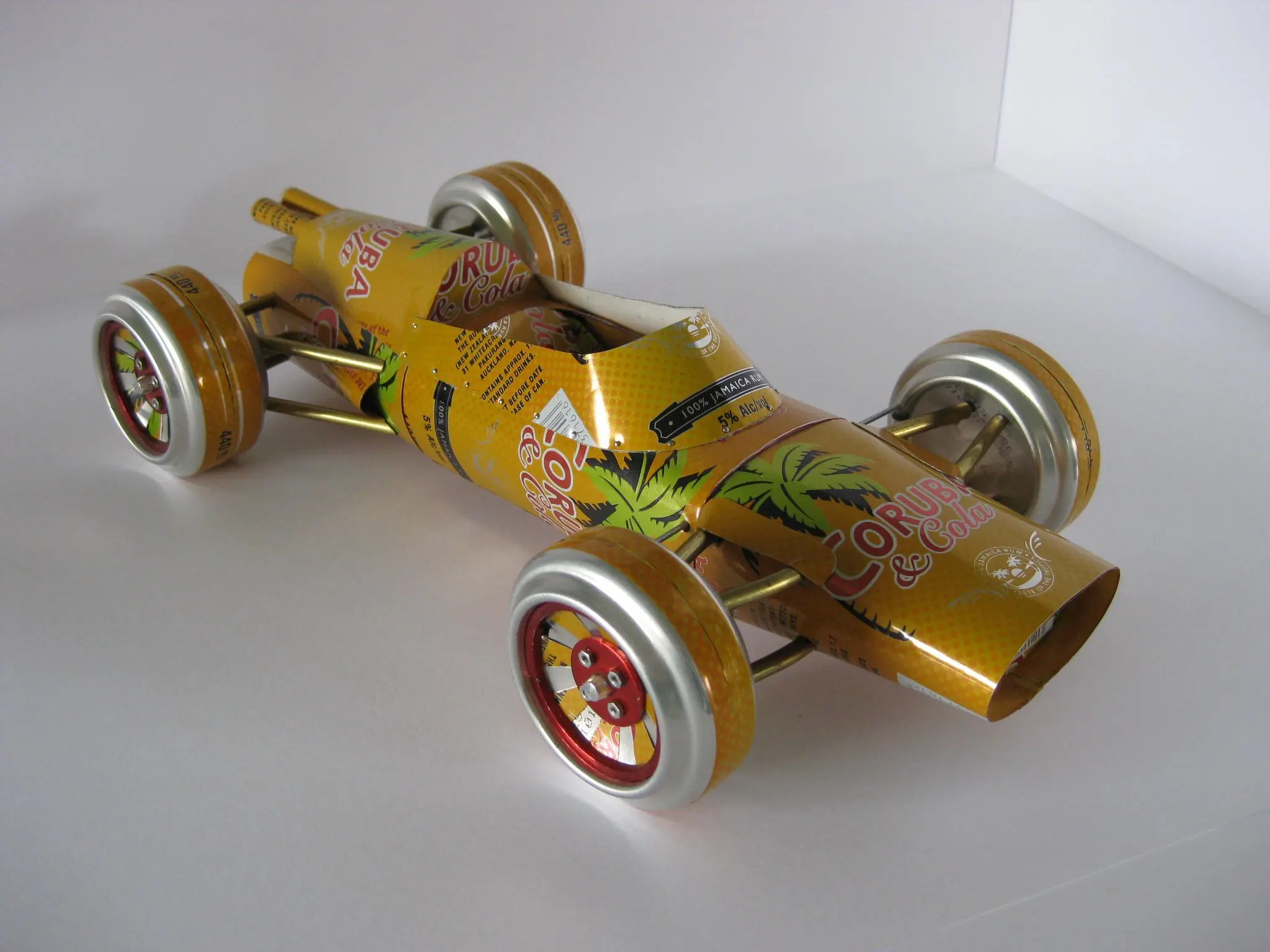 latas