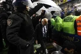 "riber kemaste tu cancha"