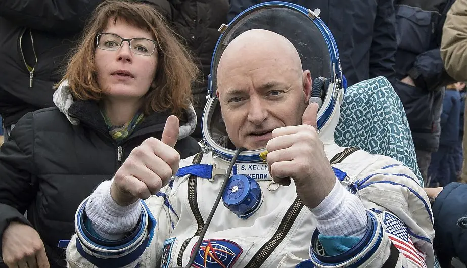 Astronauta Scott Kelly volvio a la tierra 5 cm mas alto