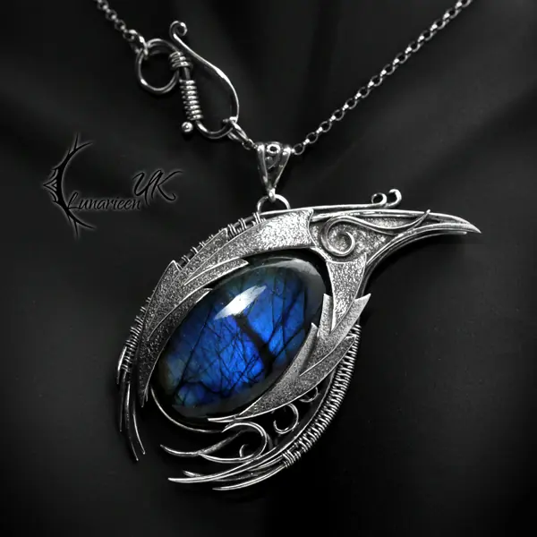 collares