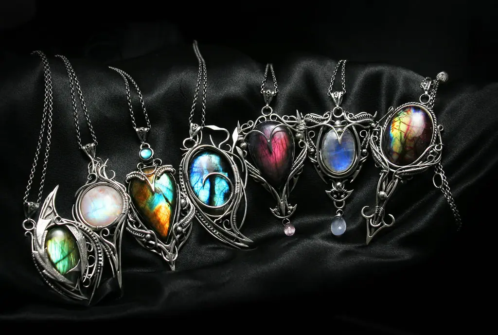 collares
