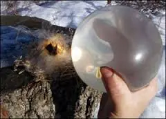 Como hacer fuego con un preservativo
