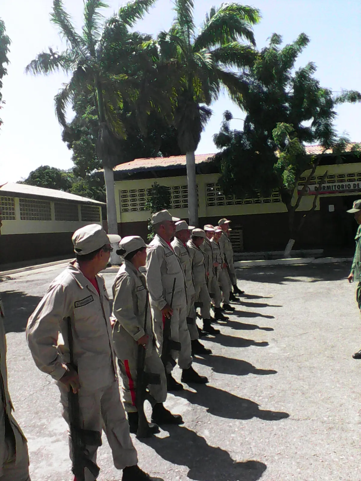 Inscribete en la Milicia Bolivariana y Defiende tu Patria Inscribete en la Milicia Bolivariana y Defiende tu Patria