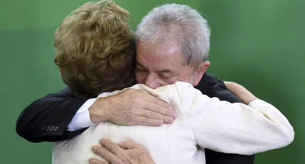 lloran los globoludos LULA es ministro