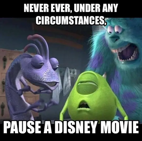 14 Razones para Nunca pausar una película de Disney [Humor]