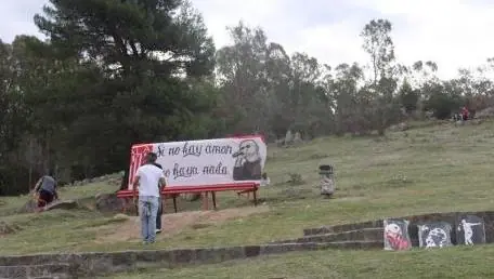 Aún hay jóvenes varados show Indio Solari