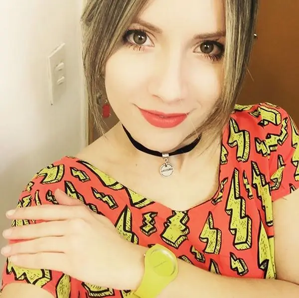 Y si hacemos top a laurita fernandez?