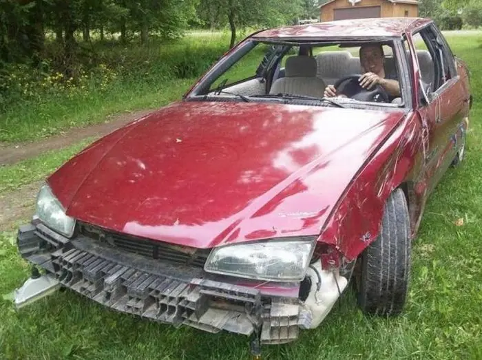 Lo logre! hice mi propio batimovil, al fin!