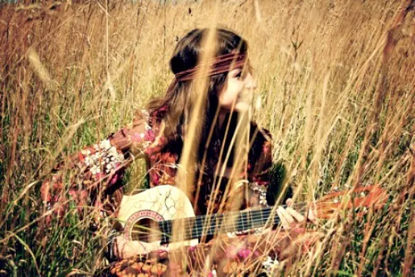 La guitarra y el campo