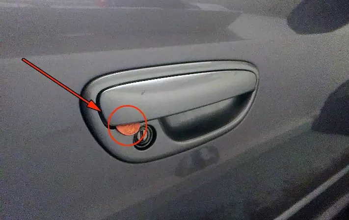Como robar un auto con una sola moneda