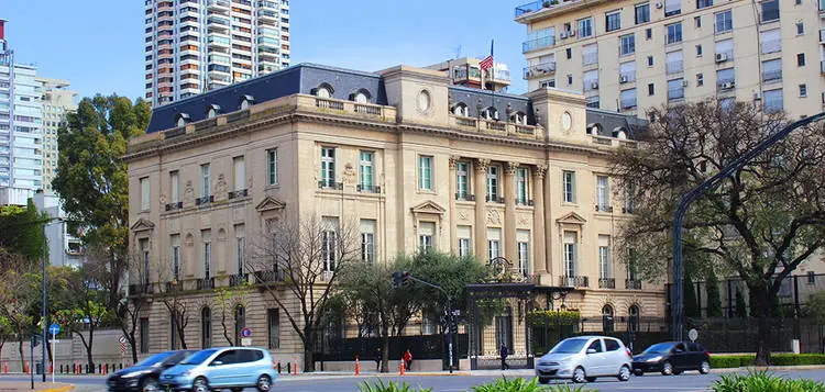 El Palacio Bosch, una de las Mas Lujosas Embajadas Yankees