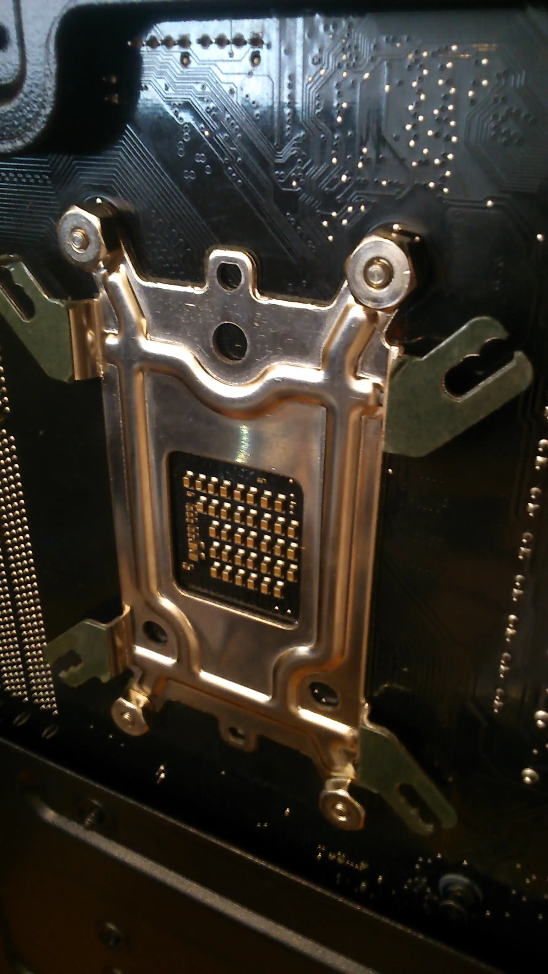 Te enseño a cambiar la pasta térmica del CPU y la GPU!
