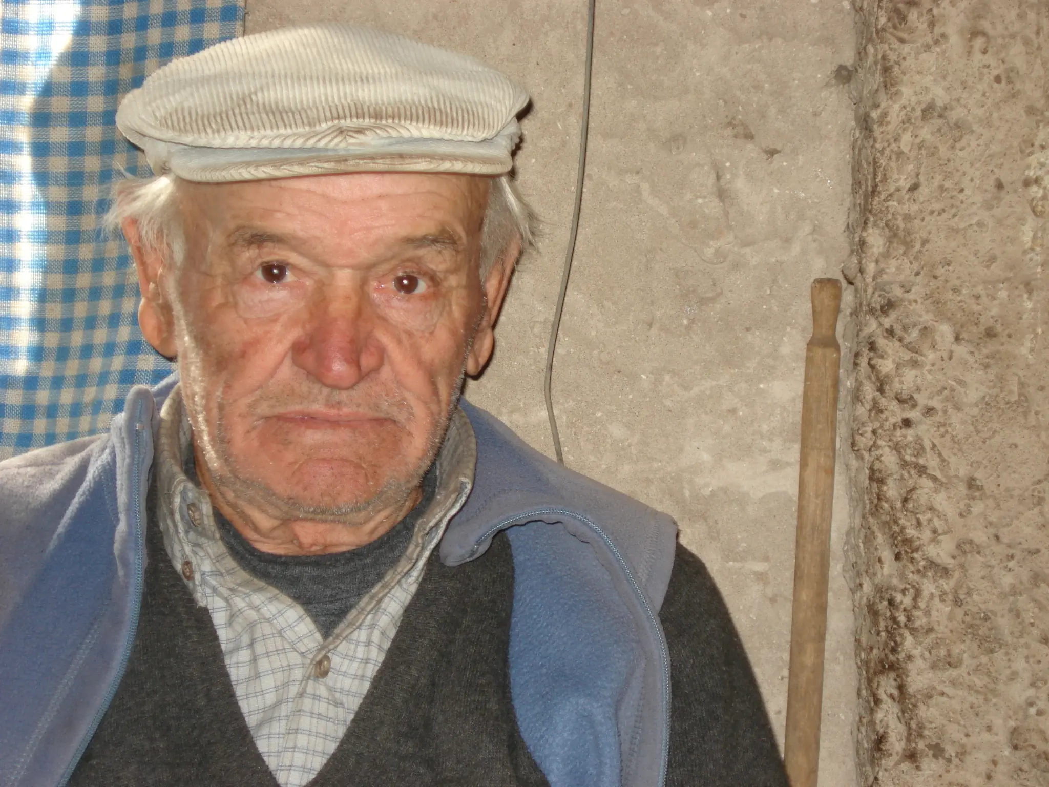 Es el único habitante de su pueblo