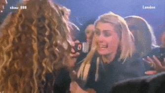 Tipos de Fans que Siempre Encuentras en un Concierto de Rock
