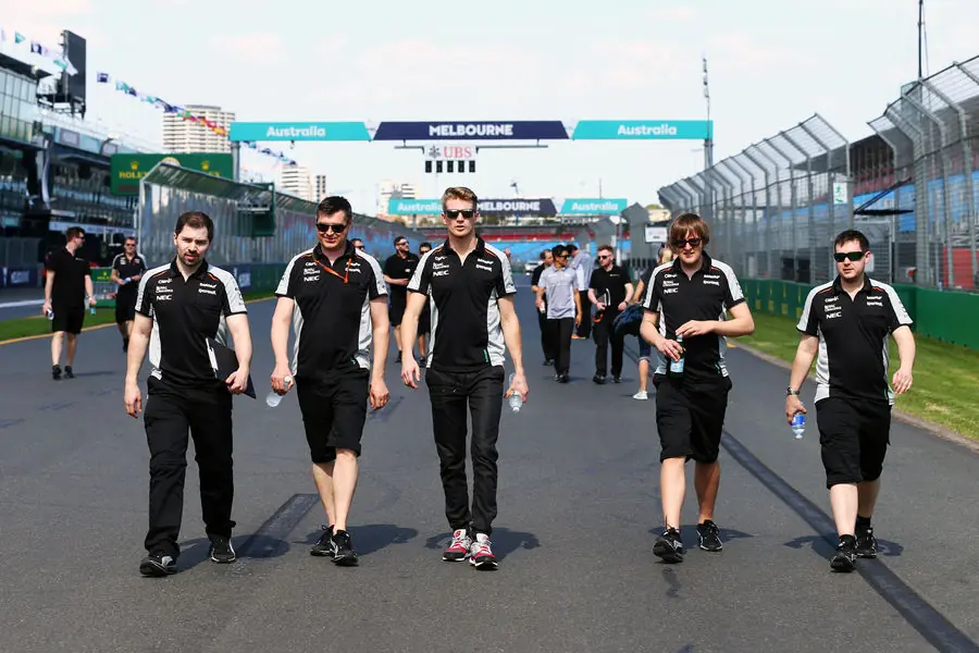 AMuS