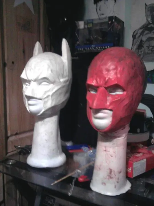 Hice las Mascaras de TDKR  y Red Robin