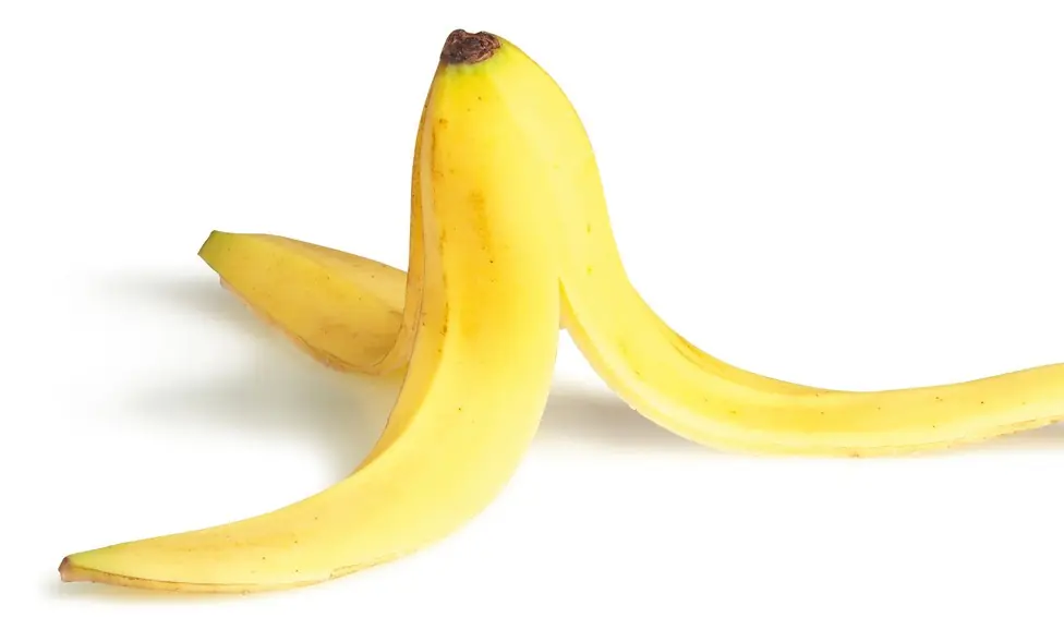#Bananapeelchallenge, el tonto reto que se ha vuelto viral