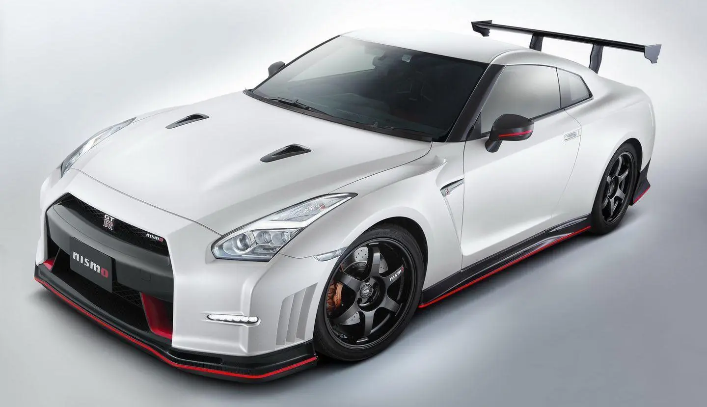 NISSAN GTR R35 NISSAN GTR R35