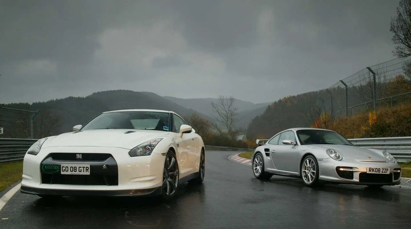 NISSAN GTR R35 NISSAN GTR R35