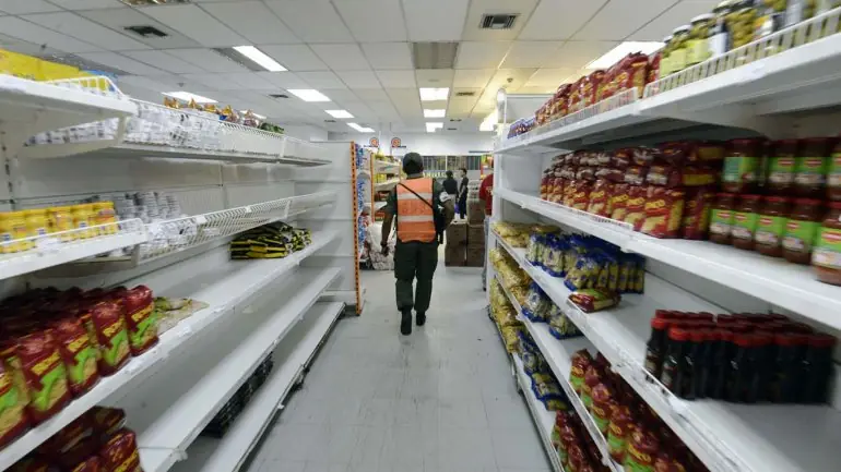 Venezuela comparada con la Zimbabue de hace 15 años