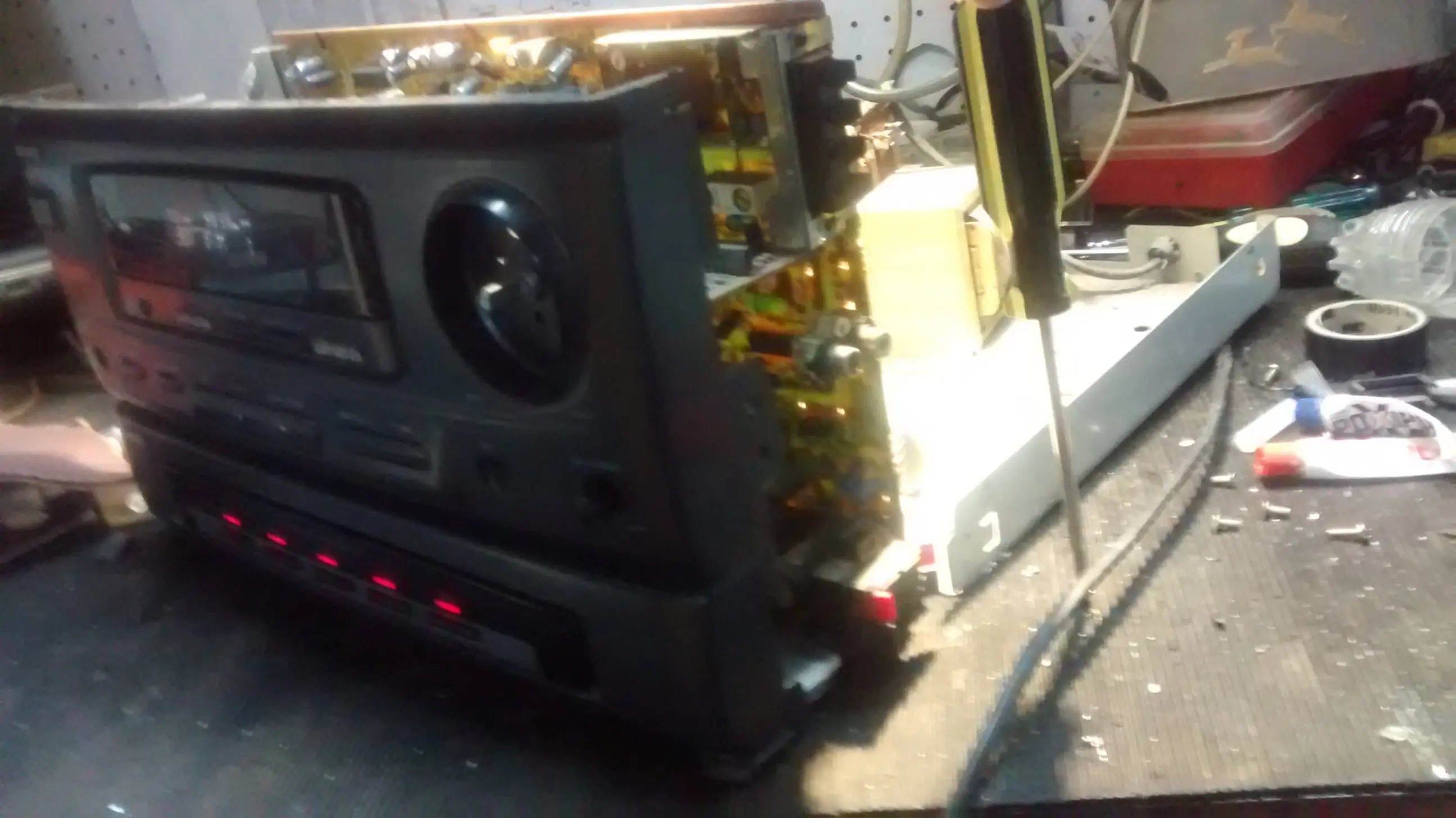 Encontre un enorme Centromusical AIWA y lo tunie